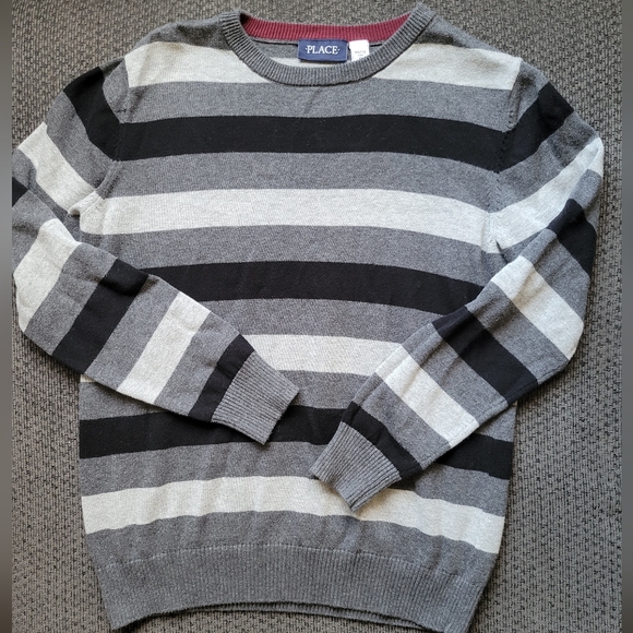🩶🖤 BOYS Size 10/12 Children's Place Gray & Black Striped Sweater ! - Picture 1 of 5